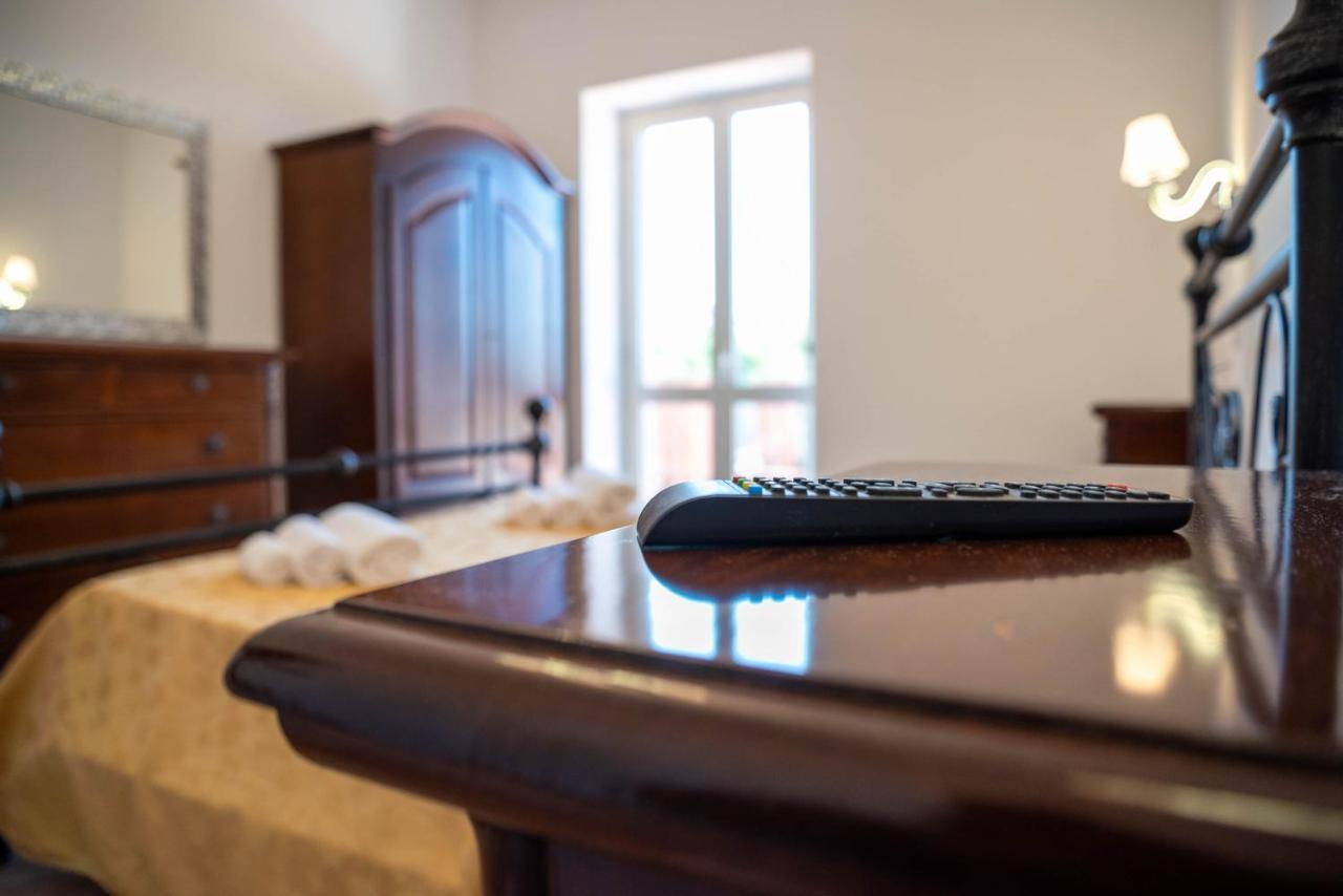 Luxury Villa Arianna Tarano Zewnętrze zdjęcie