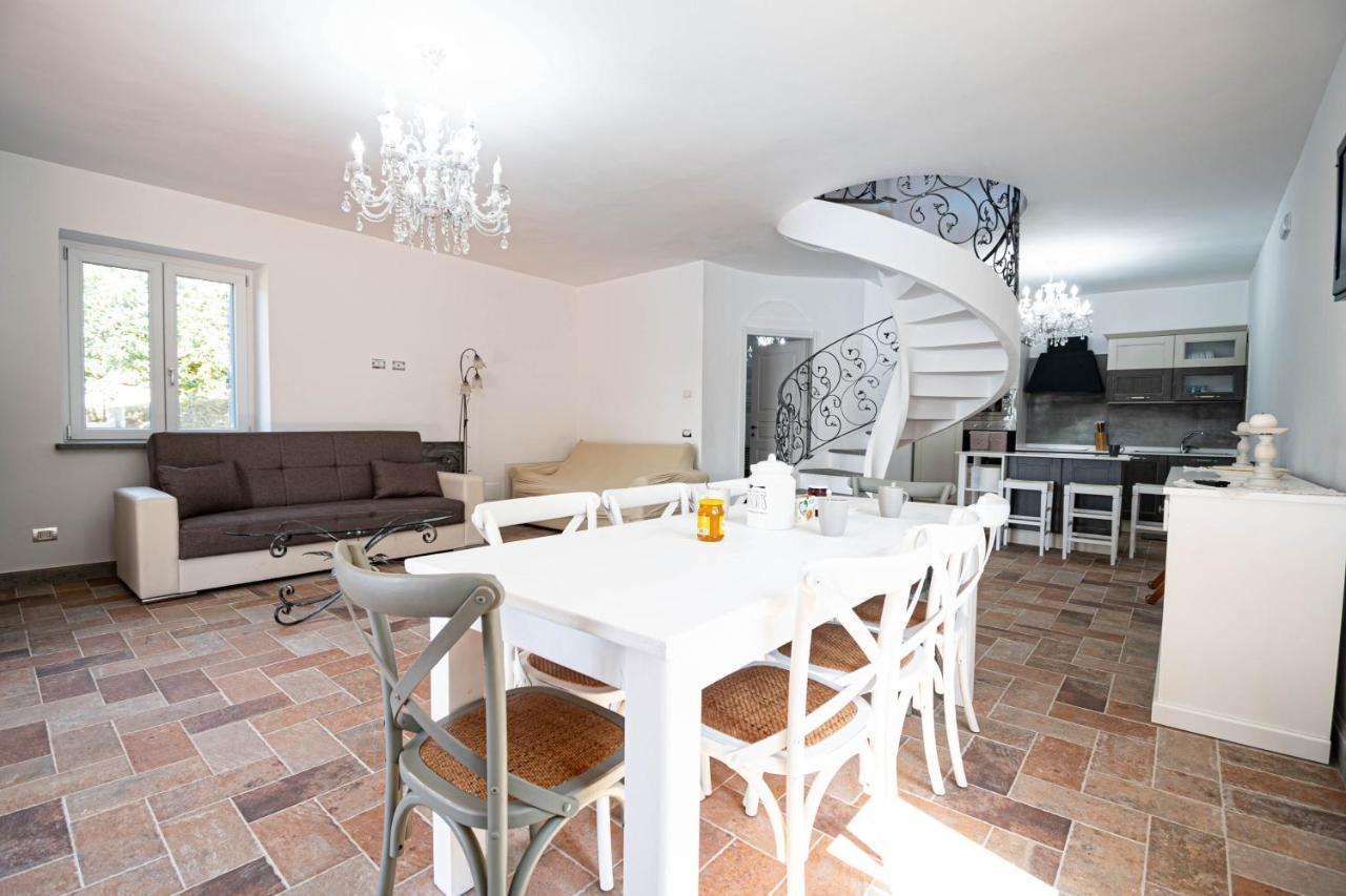 Luxury Villa Arianna Tarano Zewnętrze zdjęcie